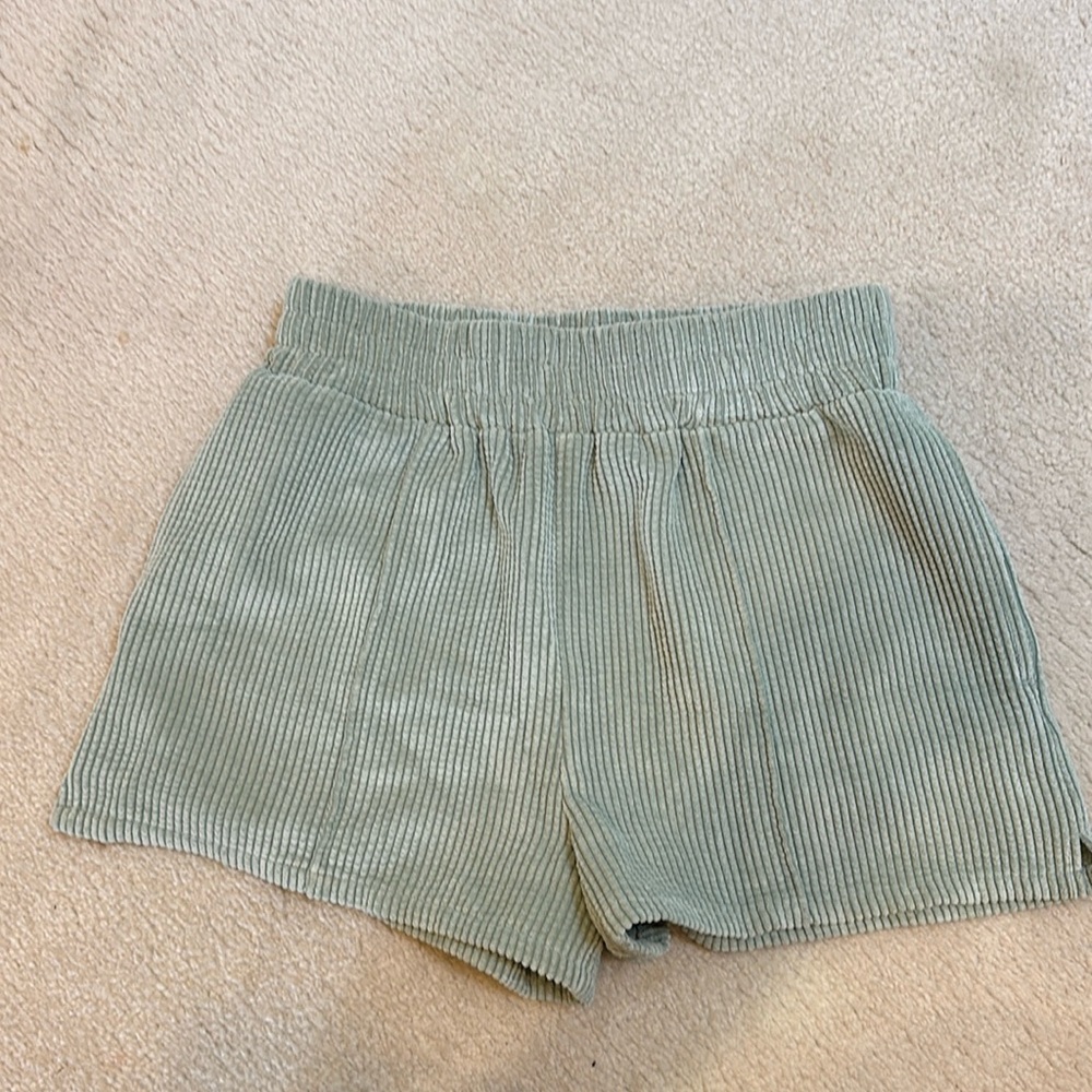 BDG Corduroy Shorts Size: Medium